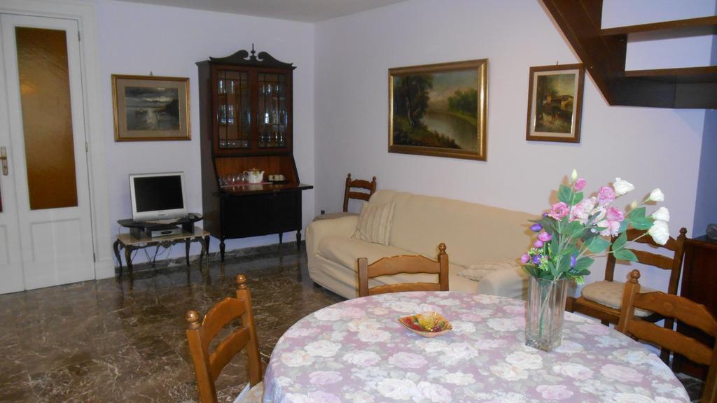 Casa Sannazzaro Apartment Naples Room photo