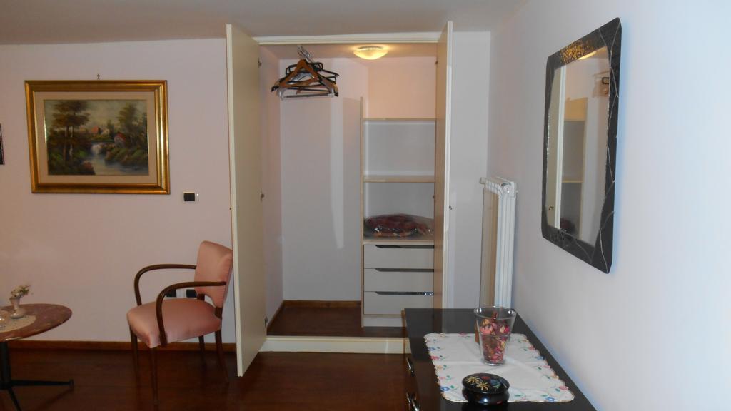 Casa Sannazzaro Apartment Naples Room photo